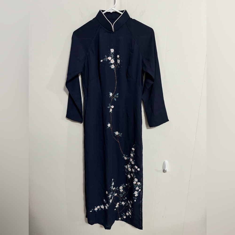 Asian very long top, split is from waist down